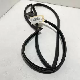 72310-tz5-a01 Acura Mdx 2017-2020 Front Right Passenger Side Door Seal Wheatherstrip Oem #2