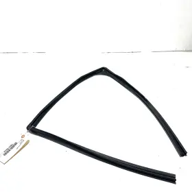 72735-tx6-a01 Acura 2013-2022 Ilx Rear Passenger Door Window Run Channel Weatherstrip Seal Oem