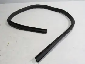 Ky6325324a Aston Martin 18-21 Vantage 2019 Front Left Driver Weather Strip Seal O
