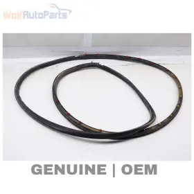 4e0837912l Audi 2004-2010 A8 W12 D3 - Front Right Outer Door Seal / Weather Stripping