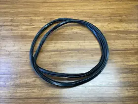 4ke831721 Audi 2019-2025 E-tron Front Right Or Left Side Door Body Weatherstrip Seal Oem 4ke831721 Audi 2019-2025 E-tron Front Right Or Left Side Door Body Weatherstrip Seal Oem