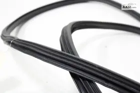 4m0831721 Audi 2017-2024 Q7 Quattro 4m Front Left Driver Door Body Weatherstrip Seal Oem #3 4m0831721 Audi 2017-2024 Q7 Quattro 4m Front Left Driver Door Body Weatherstrip Seal Oem #3