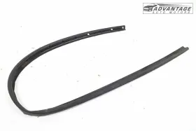8u0839119 Audi 2015-2018 Q3 Quattro Left Driver Side Door Body Lower Weatherstrip Seal Oem