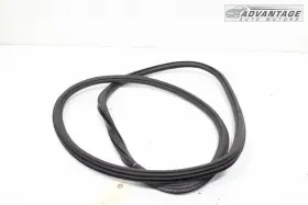 8w0831721c Audi 2017-2024 A4 Front Right Side Body Doorway Seal Weatherstrip Rubber Oem