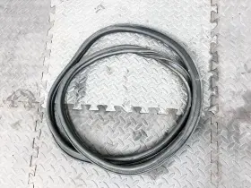 3sd-827-705-a Bentley 16-23 Continental Rear Trunk Lid Tailgate Weatherstrip Rubber Seal Oem