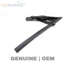 51337310194 Bmw 2017-2020 440i Gran Coupe - Front Right Outer Door Corner / Mirror Seal