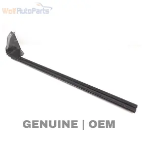 51337429635 Bmw 2019-2023 Z4 Roadster G29 - Front Left Door Window Glass Channel / Seal