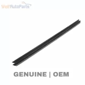 51357349659 Bmw 2016-2019 X1 2.0l - Rear Left Door / Window Slot Seal Inner 7349659