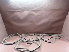 51728250969 Bmw E38 740il 740i 750il Door Edge Protection Rubber Beige Set Oem 78k Miles