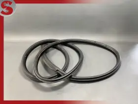 7119092 Bmw 07-13 328xi 335i E92 Front Right Passenger Door Frame Weather Strip Seal Oem