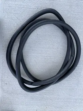 7234931 Bmw 2007-2013 X5 E70 Rear Right Passenger Side Door Seal Weatherstrip Oem