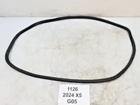 7428696 Bmw 19-25 Oem G05 X5 Rear Right Passenger Door Weatherstrip Seal 17k