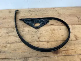 8157876 Bmw 95-01 E38 740il Front Right Passenger Door Upper Rubber Seal Oem 8157876 Bmw 95-01 E38 740il Front Right Passenger Door Upper Rubber Seal Oem