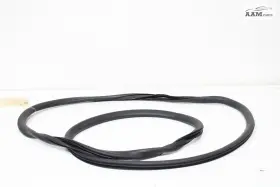 26685875 Buick 2017-2019 Lacrosse Front Passenger Side Door On Body Weatherstrip Seal Oem