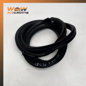 84089233 Cadillac 16-20 Ct6 Front Right Passenger Side Door Weatherstrip Seal Oem