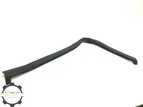 86578087 Cadillac 2024-2025 Lyriq Right Passenger Rear Window Glass Weatherstrip Seal Oem