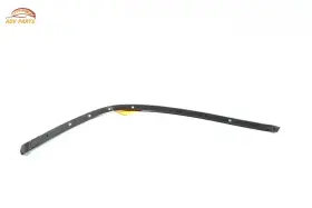 20964076 Chevrolet Suburban Front Right Side Door Lower Weatherstrip Seal Oem 2015 - 2020 #3