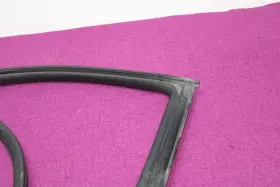 23115060 Chevrolet 2016-2023 Chevy Camaro Coupe Front Left Driver Door Weatherstrip Rubber Seal Oem #3