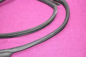 23115061 Chevrolet 16-23 Chevy Camaro Coupe Front Right Passenger Door Weatherstrip Rubber Seal Oem #3