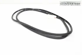 42440847 Chevrolet 2019-2024 Blazer Front Right Side Door Shell Weatherstrip Seal Oem