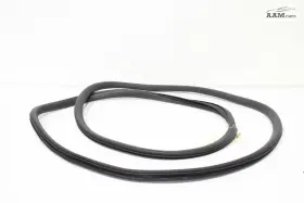 84738076 Chevrolet 2018-2023 Traverse Front Right Doorway Body Weatherstrip Seal Oem