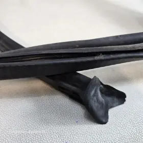 4658770 Chrysler Lebaron Convertible Door Seal #2