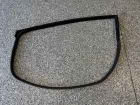 66396400 Ferrari 360 430 - Lh Door Gasket P/n