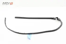 85219400 Ferrari 2015 - 2018 California T Right Passenger Side Door Weatherstrip Seal Oem