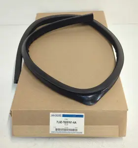 7l8z-7825767-aa Ford New Oem Genuine Rear Door Glass Seal 2001-2007 Escape Tribute Mariner Lh