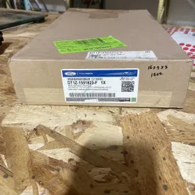 Dt1z-1551823-f Ford Genuine Upper Weather-strip