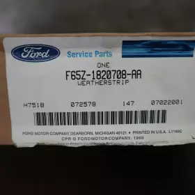2l3z-1820708-aa Ford F65z-1820708-aa Oem 1997-2004 F-150 Front Door Weatherstrip Seal On Body #2