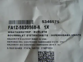 Fa1z-5820568-a Ford 2016-2023 Lincoln Nautilus/mkx Weatherstrip Nip Oem