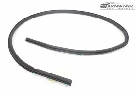 Fr3z-6320530-a Ford 2015-2024 Mustang Front Right Passenger Side Weatherstrip Seal Rubber Oem
