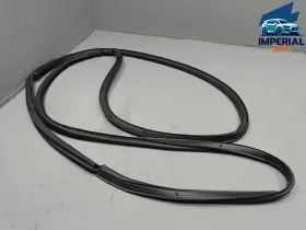A18-64636-000 Freightliner 2018-2024 Cascadia Front Driver Side Door Weatherstrip Seal Oem A18-64636-000 Freightliner 2018-2024 Cascadia Front Driver Side Door Weatherstrip Seal Oem