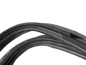 23446706 General Motors 14-18 Silverado Sierra Front Door Weatherstripping Seal Body Weatherstrip Rubber #2