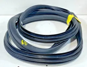 83130-g9000 Genesis 19-25 G70 Rear Left Side Door Weather Strip Rubber Window Seal # 96684