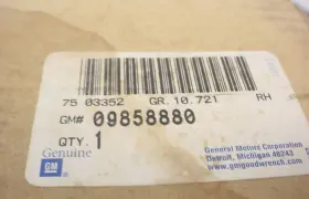 09858880 Genuine Gm Nos # 1970-81 Camaro Firebird Roof Rail Weatherstrip R Pass Side