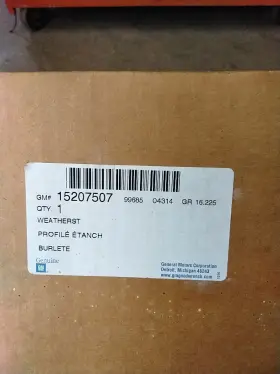 15757605 Gm 15207507 Genuine Front Side Door Weatherstrip 2002-09 Trailblazer 15757605 Gm 15207507 Genuine Front Side Door Weatherstrip 2002-09 Trailblazer