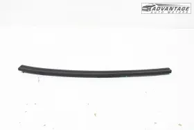 23276952 Gm 2019-2025 Cadillac Xt4 Tailgate Liftgate Back Door Upper Weatherstrip Seal Oem 23276952 Gm 2019-2025 Cadillac Xt4 Tailgate Liftgate Back Door Upper Weatherstrip Seal Oem