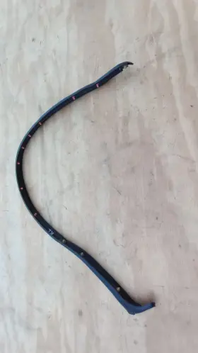 42391560 Gm 2013-22 Buick Encore Rear Driver Side Door Auxiliary Weatherstrip 42391560 Gm 2013-22 Buick Encore Rear Driver Side Door Auxiliary Weatherstrip