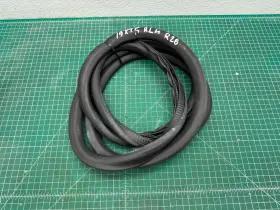 84234775 Gm 17-25 Cadillac Xt5 Rear Left Passeng Side Door Body Weatherstrip Seal Oem 84234775 Gm 17-25 Cadillac Xt5 Rear Left Passeng Side Door Body Weatherstrip Seal Oem