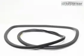 84961589 Gm 2020-2024 Cadillac Xt6 Suv Rear Left Side Door Body Weatherstrip Seal Oem