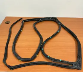 7281030aa11 Honda 2025 Accord And Hybrid Rear Passenger Weatherstrip Seal Oem 7281030aa11 Honda 2025 Accord And Hybrid Rear Passenger Weatherstrip Seal Oem