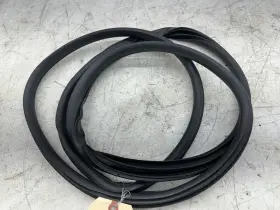 72850-t20-a01 Honda 22-23 Civic Rear Left Driver Door Body Weatherstrip Seal Oem