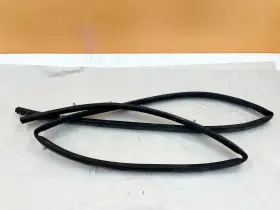 74142-30a-a01 Honda 23-25 Accord Front Hood Bonnet Center Weatherstrip Seal Rubber Cover Oem 74142-30a-a01 Honda 23-25 Accord Front Hood Bonnet Center Weatherstrip Seal Rubber Cover Oem