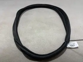 74440-3w0-a01 Honda 23-24 Hr-v Trunk Liftgate Tailgate Seal Rubber Surround Weather Strip Oem