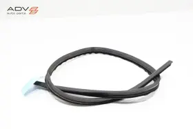 15098028 Hummer 2006 - 2010 H3 Front Right Side Door Upper Weatherstrip Seal Oem