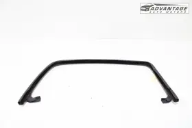 15785352 Hummer 2003-2009 H2 Front Left Door Window Run Channel Weatherstrip Seal Oem