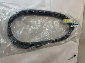 82110-2d010 Hyundai New 2000-2006 Elantra Front Left Body Side Door Weatherstrip Seal Oem