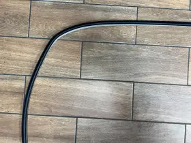 1ma0b Infiniti 76922 15-19 Q70l - Front Left Or Right Side Door Body Weatherstrip Seal Oem #3
